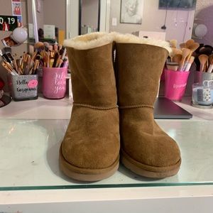 Chestnut Bailey Bow UGGS
